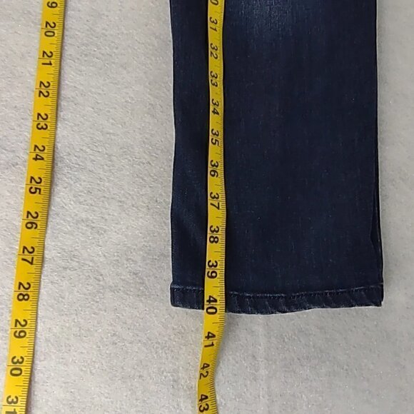Liz Claiborne City Women's Cotton Blend Straight Leg Blue Jeans Size 12 - Picture 8 of 11